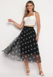 Czarna Plisowana Tiulowa Spódnica z Gumką w Pasie i Aplikacjami Serduszkami Missalica. Czarne spódnice Born2be, na co dzień, l, z aplikacjami, z materiału, eleganckie, midi, dopasowane. Za 49.99 zł.