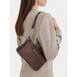 Torebka Nine West. Brązowe torebki klasyczne Nine West, bez wzorów, bez dodatków. Za 169.99 zł.