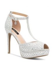 Nine West Sandały NISA SY015-1NW Srebrny. Szare sandały Nine West, bez wzorów, z materiału, bez obcasa, na szpilce, bez zapięcia. Za 299.99 zł.