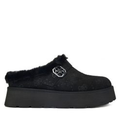 Śniegowce Guess. Czarne trapery i śniegowce Guess. Za 539.99 zł.