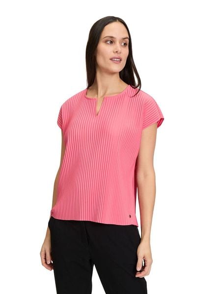 BETTY & CO Koszulka w kolorze różowym rozmiar: M. Różowe bluzki Betty & Co, m, bez wzorów, bez kołnierzyka, bez ramiączek. Za 64.95 zł.