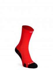 Skarpety unisex X-Socks Run Perform Crew Rocket Red R110. Czerwone skarpety X Socks, bez wzorów, z materiału. Za 120.00 zł.