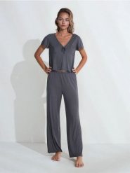 Wiskozowa piżama dwuczęściowa - szary. Szare piżamy Sinsay, bez wzorów, z wiskozy, bez ramiączek. Za 59.99 zł.