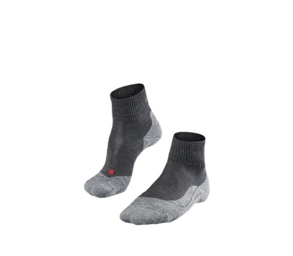 Skarpetki Falke TK5 Short. Niebieskie skarpety Falke, bez wzorów, z poliamidu. Za 296.99 zł.