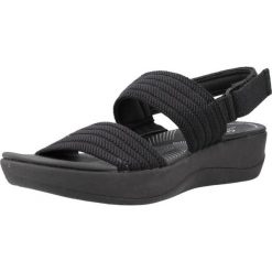 Sandały CLARKS ARLA STROLL Czarny. Czarne sandały Clarks, bez wzorów, z tkaniny, bez obcasa, bez zapięcia. Za 133.99 zł.