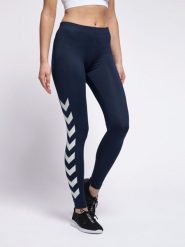 Damskie legginsy Hummel lily. Fioletowe legginsy Hummel, m, bez wzorów, z dresówki, z standardowym stanem. Za 146.00 zł.