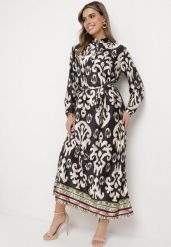 Czarno-Biała Sukienka Satynowa o Pudełkowym Fasonie Wiązana w Talii w Ornamentalny Wzór Narosa. Czarne sukienki Born2be, na co dzień, m, bez wzorów, z satyny, eleganckie, bez kołnierzyka, bez ramiączek, maxi. Za 79.99 zł.