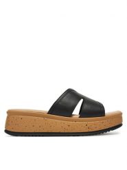 Lasocki Klapki ARC-4883-02 Czarny. Czarne klapki Lasocki, bez wzorów, ze skóry, bez obcasa. Za 104.99 zł.