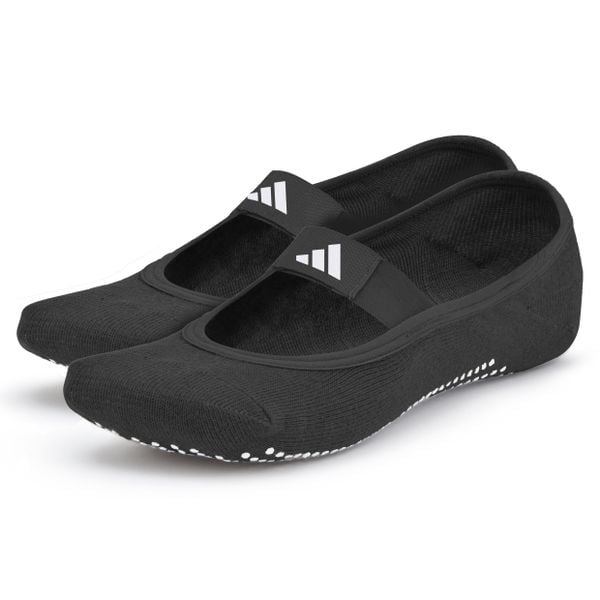 Skarpetki do jogi. Czarne skarpety Adidas, bez wzorów, z bawełny. Za 92.99 zł.
