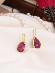 Pierres delicates Pozłacane kolczyki z agatami rozmiar: onesize. Różowe kolczyki Pierres delicates, z agatem, pozłacane, z zapięciem typu bigiel. Za 39.99 zł.