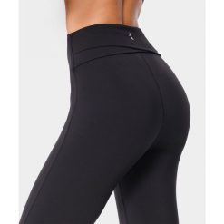 Legginsy sportowe dla kobiet z kopertowym tyłem Carpatree Balletcore. Czarne legginsy Carpatree, bez zapięcia, na fitness i siłownię. Za 219.99 zł.