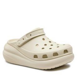Klapki Crocs. Brązowe klapki Crocs, bez wzorów, bez obcasa. Za 259.99 zł.