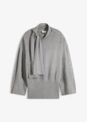 Sweter oversize z miękkiej mieszanki wiskozy. Szare swetry bonprix, bez wzorów, z wiskozy, bez ramiączek. Za 129.99 zł.