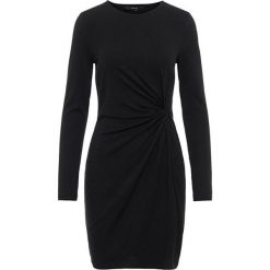 Vero Moda Sukienka dla kobiet Smia L / S Knot Dress D2-1 Black (rozmiar XS). Czarne sukienki Vero Moda, l, bez wzorów, bez kołnierzyka, bez ramiączek. W wyprzedaży za 84.00 zł.