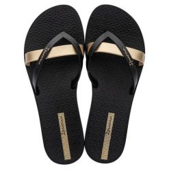 Japonki damskie Ipanema Kirei. Czarne klapki Ipanema, bez wzorów, z gumy, bez obcasa. Za 189.00 zł.