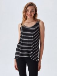 LTB Top "Gecaha" w kolorze czarnym rozmiar: XS. Czarne topy LTB, xs, bez wzorów, bez kołnierzyka, bez ramiączek. Za 32.98 zł.