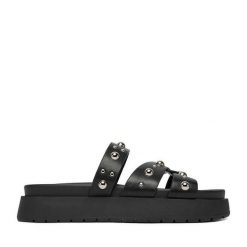 Klapki DeeZee. Czarne klapki DeeZee, bez wzorów, bez obcasa. Za 139.99 zł.