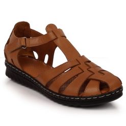 Skórzane sandały damskie na rzep brązowe T.Sokolski A88. Brązowe sandały T.Sokolski, bez wzorów, z materiału, eleganckie, bez obcasa, bez zapięcia. Za 155.00 zł.