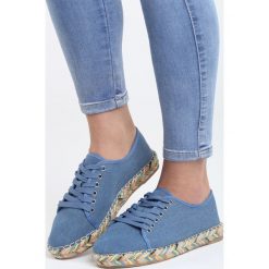 Granatowe Espadryle Little Treasure. Niebieskie espadryle Born2be, bez wzorów, z denimu, bez obcasa, na płaskiej podeszwie, bez zapięcia. Za 49.99 zł.
