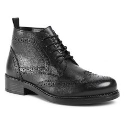 Trzewiki Lasocki. Czarne botki Lasocki, bez wzorów, bez obcasa, na płaskiej podeszwie, bez zapięcia. Za 102.99 zł.