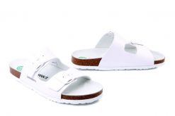 DR. BRINKMANN 603141-3 weiss, klapki damskie. Białe klapki Dr. Brinkmann, bez wzorów, bez obcasa. Za 131.67 zł.