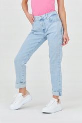 7 FOR ALL MANKIND Jasne jeansy damskie Relaxed Skinny. Niebieskie jeansy 7 for all mankind, bez wzorów. W wyprzedaży za 473.00 zł.