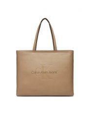 Calvin Klein Jeans Torebka Sculpted Slim K60K612222 Beżowy. Brązowe shopper Calvin Klein Jeans, bez wzorów, z jeansu, bez dodatków. Za 329.99 zł.