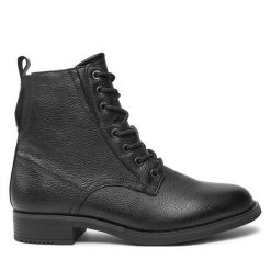 Botki Tamaris. Czarne botki Tamaris, bez wzorów, bez obcasa, na płaskiej podeszwie, bez zapięcia. Za 569.99 zł.