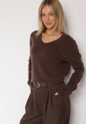 Brązowy Sweter z Wiskozą i Wełną z Dekoltem w Serek Claida. Brązowe swetry Born2be, bez wzorów, z jeansu, bez ramiączek. Za 119.99 zł.