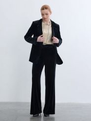 BGN Spodnie w kolorze czarnym rozmiar: 36. Czarne spodnie materiałowe BGN, na co dzień, bez wzorów, z materiału. Za 108.99 zł.