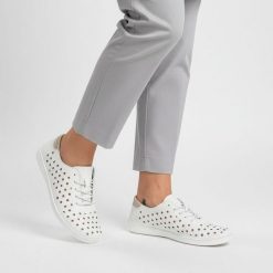 Półbuty damskie S.Barski, cholewka ze skóry naturalnej gładkiej z perforacją na całej powierzchni klasyczne sznurowanie zaokrąglony nosek niski fason. Białe sukienki S.BARSKI, na co dzień, s, bez wzorów, z jeansu, eleganckie, bez kołnierzyka, bez ramiączek, dopasowane. Za 189.00 zł.