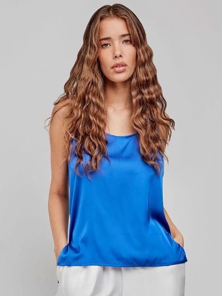 Gisela Top w kolorze niebieskim rozmiar: M. Niebieskie topy gisela, m, bez wzorów, bez kołnierzyka, bez ramiączek. Za 38.95 zł.