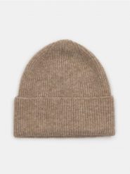 Prążkowana czapka beanie - beżowy. Brązowe czapki Sinsay, bez wzorów, prążkowane. Za 15.99 zł.