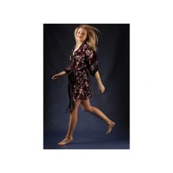 SZLAFROK KIMONO w orientalne kwiaty. Szlafroki marki Intime. Za 249.00 zł.