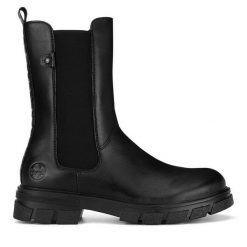 Botki Rieker. Czarne botki Rieker, bez wzorów, bez obcasa, na płaskiej podeszwie, bez zapięcia. Za 359.00 zł.