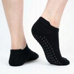 Antypoślizgowe skarpetki do jogi myga Grip Socks - L. Czarne skarpety MYGA, bez wzorów, z bawełny. Za 29.00 zł.