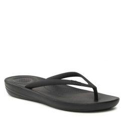 Japonki FitFlop. Czarne klapki FitFlop, bez wzorów, bez obcasa. Za 129.99 zł.