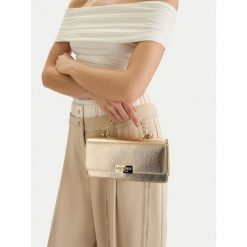 Torebka Nine West. Żółte kopertówki Nine West, bez wzorów, bez dodatków. Za 179.99 zł.