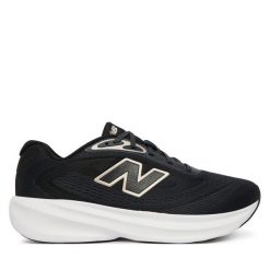Buty do biegania New Balance. Czarne obuwie sportowe New Balance, bez zapięcia, do biegania. Za 399.99 zł.
