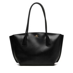 Torebka Calvin Klein. Czarne shopper Calvin Klein, bez wzorów, bez dodatków. Za 649.99 zł.