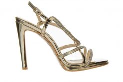 Sandały Bayla-187 589-9083 Gold 187132, Złoty, Skóra ekologiczna - 40. Żółte sandały Bayla, bez wzorów, z lakierowanej skóry, bez obcasa, na platformie, bez zapięcia. W wyprzedaży za 179.10 zł.