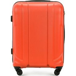 Walizka średnia 56-3P-862-55. Brązowe walizki Wittchen, bez wzorów, średnie. Za 299.90 zł.