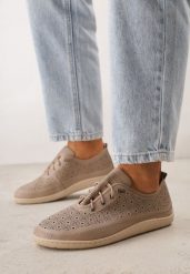 Beżowe Skórzane Tenisówki z Ażurową Cholewką Nesseli. Brązowe trampki Born2be, w ażurowe wzory, z jeansu, bez zapięcia. Za 209.99 zł.