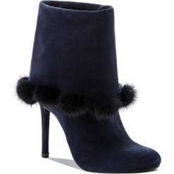 Botki EVA MINGE - Martita 2J 17BD1372199EF 807. Niebieskie botki Eva Minge, bez wzorów, z materiału, bez obcasa, bez zapięcia. W wyprzedaży za 279.00 zł.