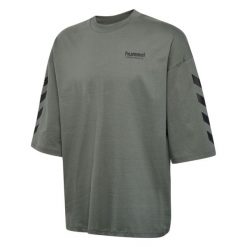 Oversized T-shirt Hummel Willy SW. Niebieskie t-shirty Hummel, bez wzorów, bez kołnierzyka, bez ramiączek. Za 181.50 zł.