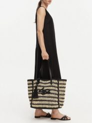 Liu Jo Torebka VA6201 A0006 Czarny. Czarne shopper Liu Jo, bez wzorów, z syntetyku, bez dodatków. Za 519.99 zł.