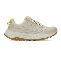 Damskie buty typu cruise. Białe obuwie sportowe Regatta, z poliesteru, bez zapięcia. W wyprzedaży za 449.99 zł.