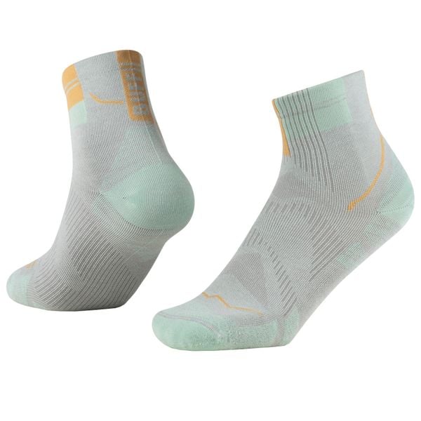 Skarpetki sportowe dla dorosłych BUFF Coolnet Quarter Socks. Zielone skarpety Buff, bez wzorów, z elastanu. Za 79.99 zł.