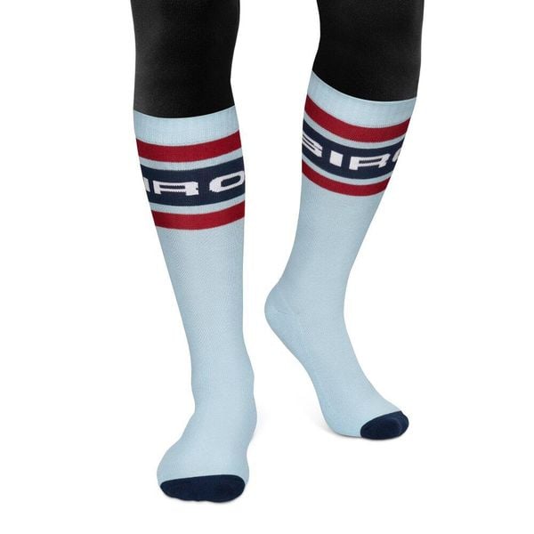 Skarpety narciarskie retro Siroko Albulapass Light Blue. Niebieskie skarpety SIROKO, bez wzorów, z bawełny. Za 85.00 zł.