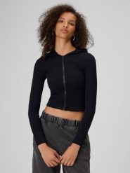 4F Bluza dresowa slim z kapturem damska - czarna XS/S. Czarne bluzy sportowe 4f, s, bez wzorów, z dresówki, z kapturem. Za 169.99 zł.